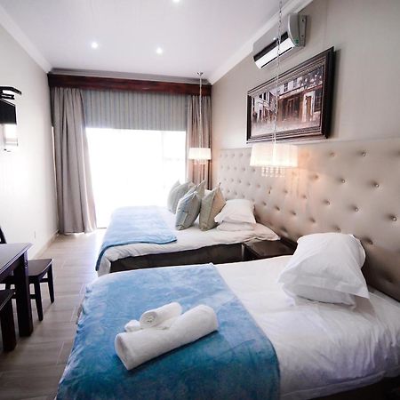 Abella Bed And Breakfast Vryburg Екстериор снимка