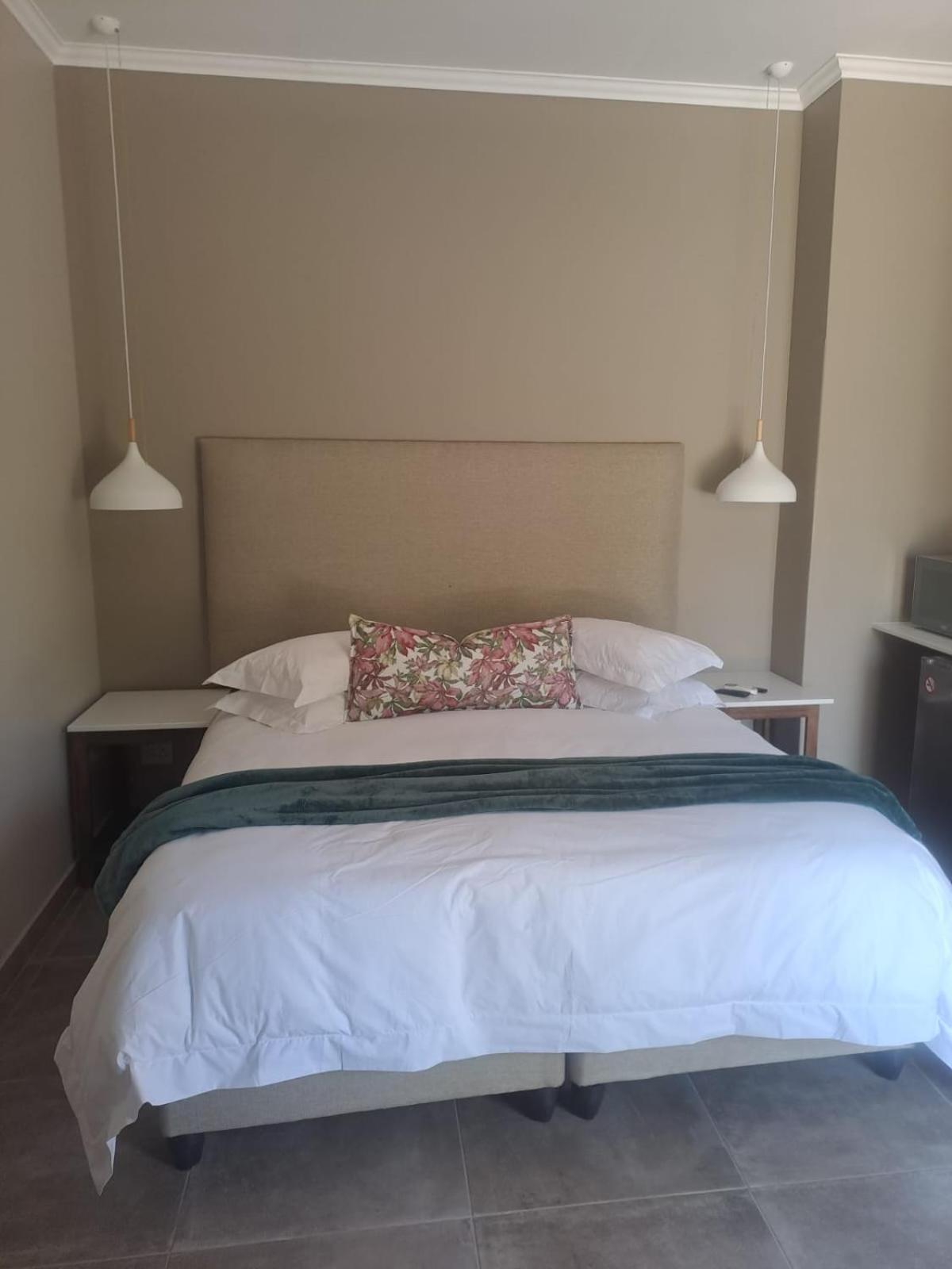 Abella Bed And Breakfast Vryburg Екстериор снимка