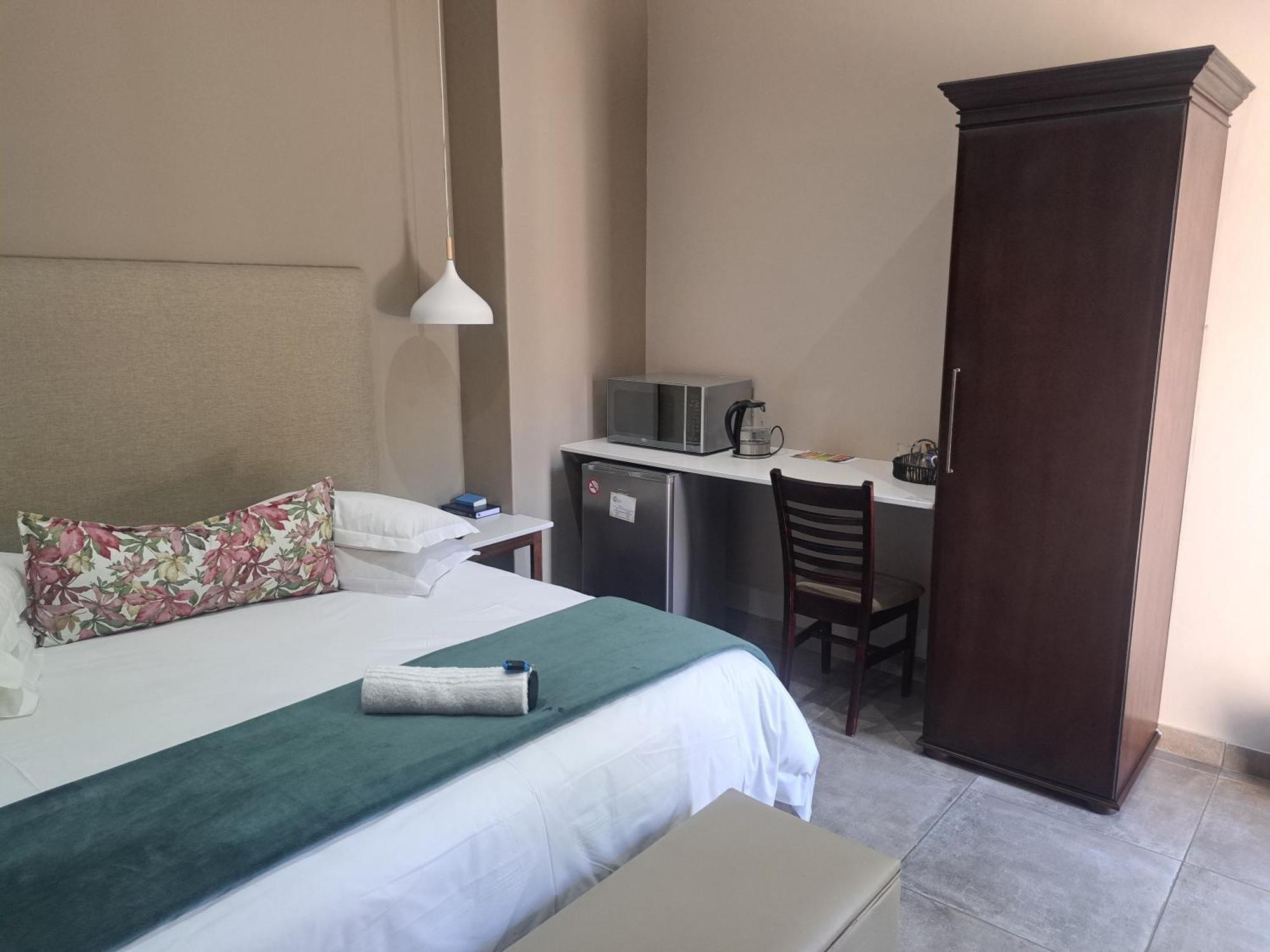 Abella Bed And Breakfast Vryburg Екстериор снимка