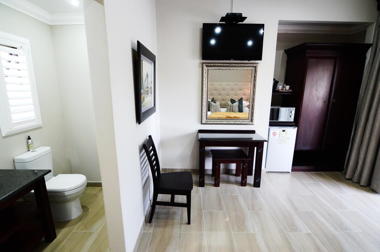 Abella Bed And Breakfast Vryburg Екстериор снимка
