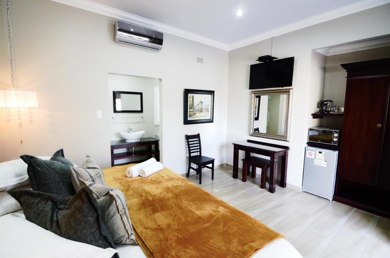 Abella Bed And Breakfast Vryburg Екстериор снимка